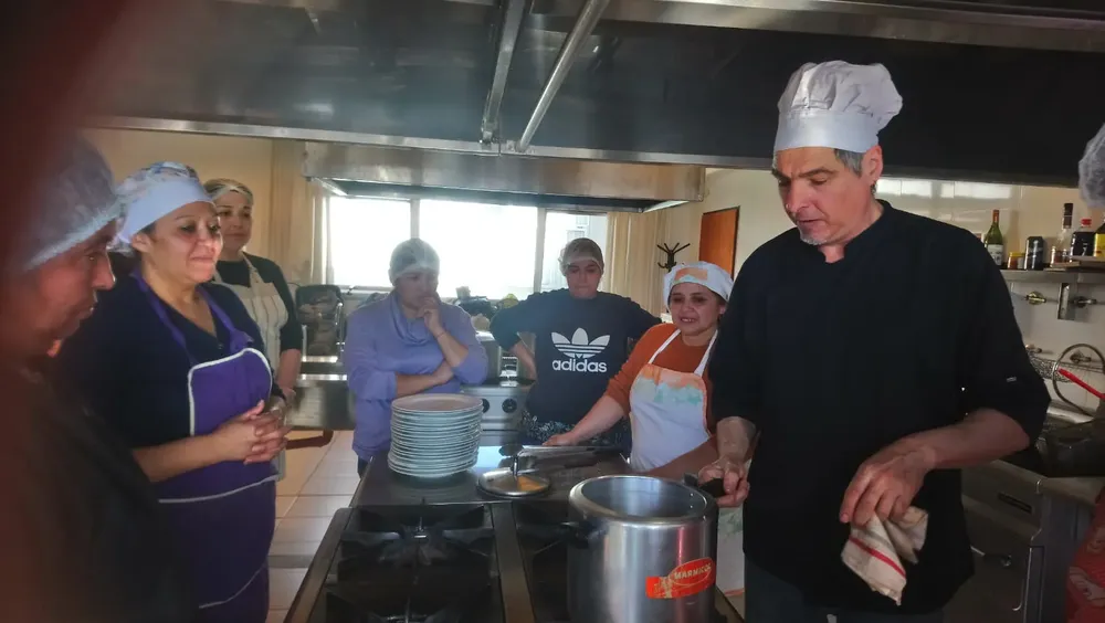 f03c357e-da57-4002-8cb0-bced3ffbd799