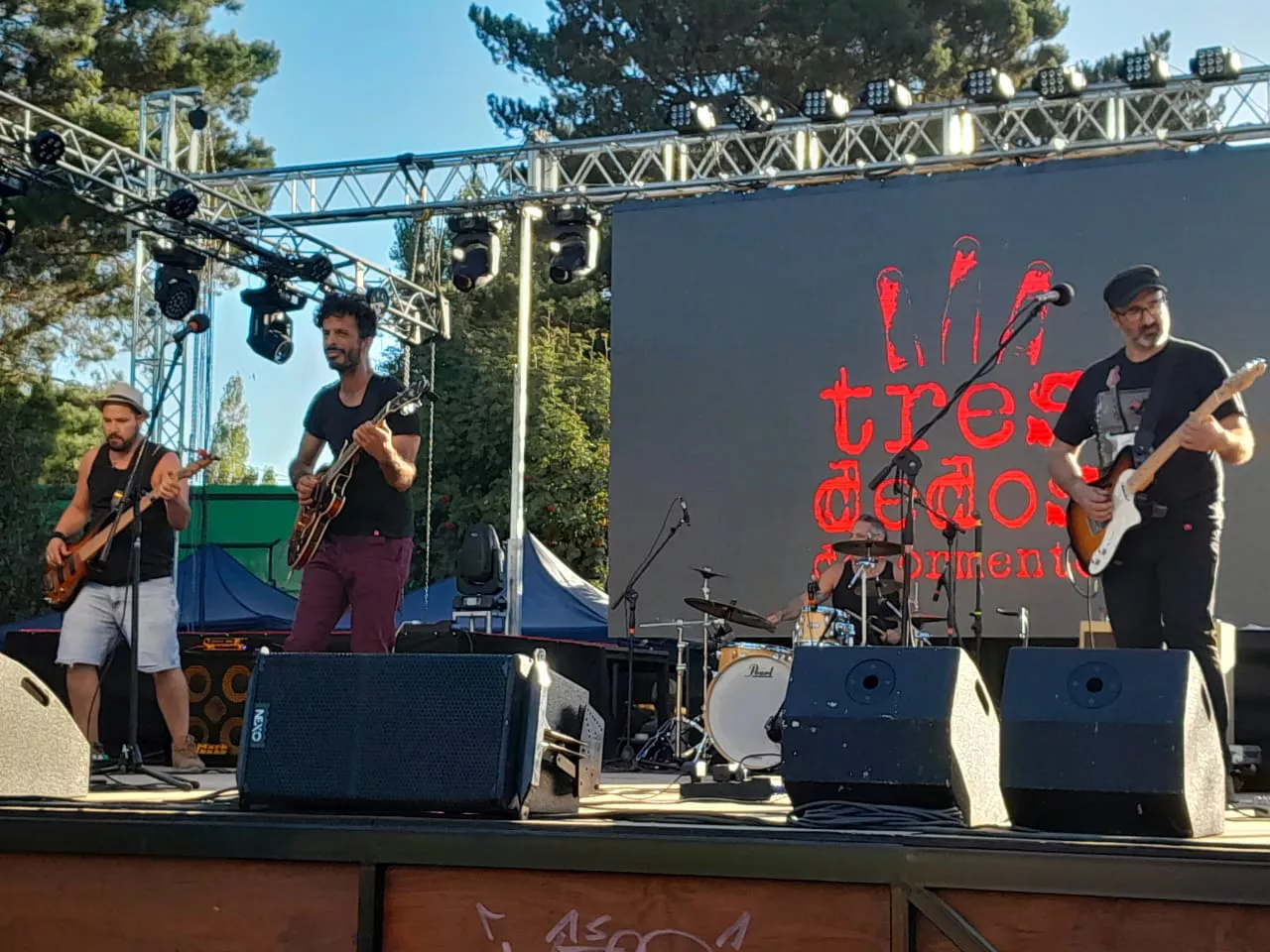 82c6b8be-626e-42ee-9ef3-cfed985b417b