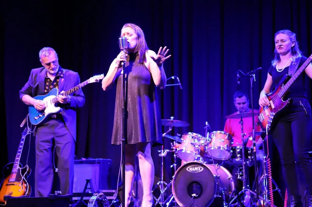 331c966a-bae5-4d08-8c2e-02460c69888c