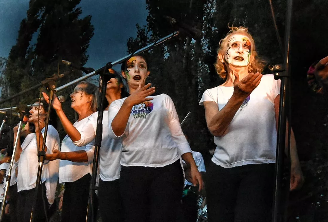 e110565e-d544-4e66-b8ed-279aad8f5634